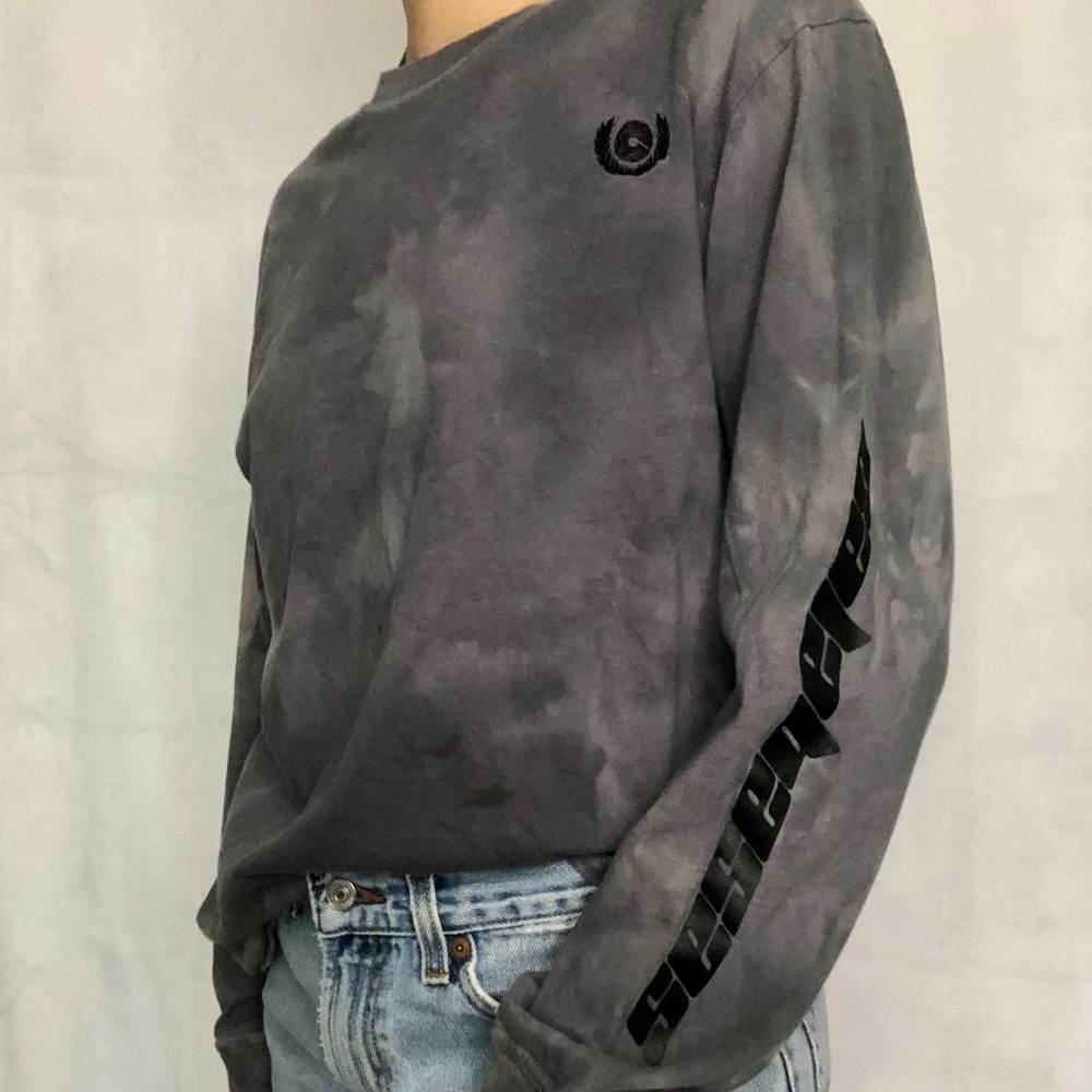 yeezy calabasas long sleeve t shirt